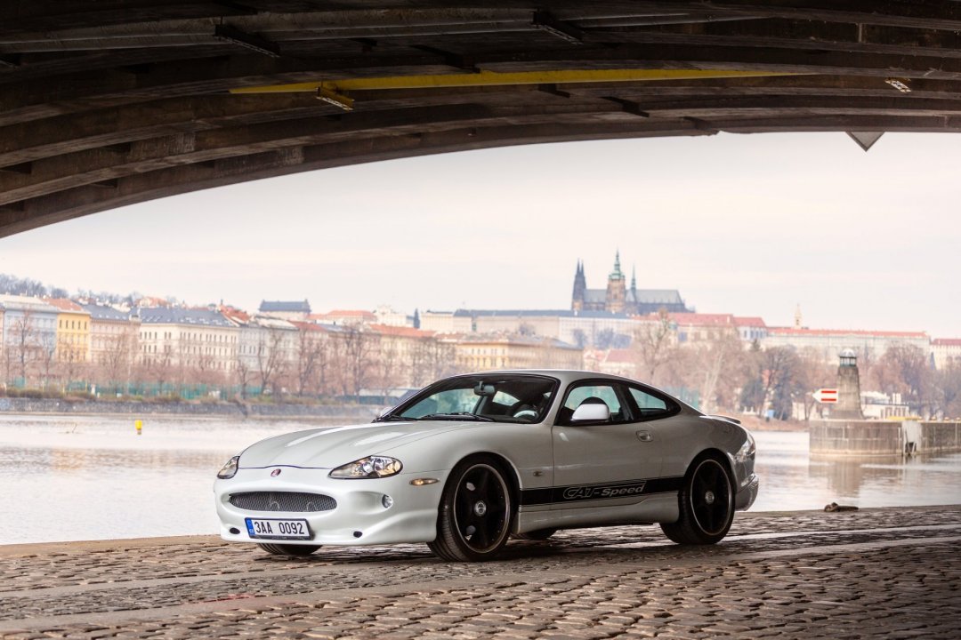 Regutron Jaguar XKR CatSpeed